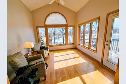 4660 Weston Woods Way, White Bear Township, MN 55127 - Photo 6