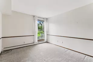 8441 Irwin Rd, Bloomington, MN 55437 - Photo 14