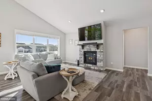 6186 Quenroe Ave NE, Elk River, MN 55330 - Photo 10