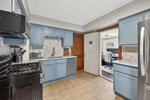 2622 Newton Ave N, Minneapolis, MN 55411 - Photo 6