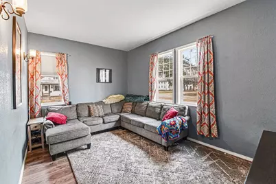 219 N Donaldson Street, Luverne, MN 56156 - Photo 10