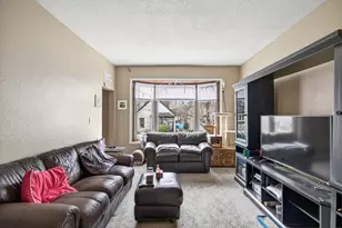 959 Euclid St, Saint Paul, MN 55106 - Photo 2