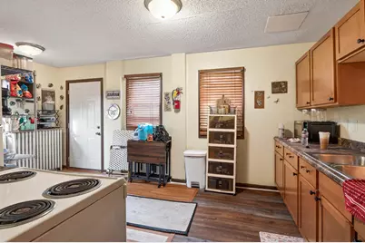 591 - 593 Payne Avenue, Saint Paul, MN 55130 - Photo 6