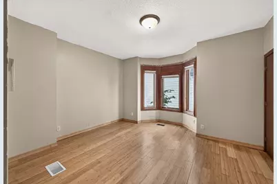 376 Erie Street, Saint Paul, MN 55102 - Photo 8