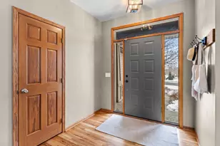 1204 12th St SE, New Prague, MN 56071 - Photo 4