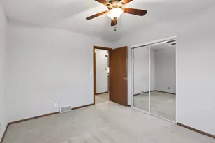 2222 Arthur Street NE, Minneapolis, MN 55418 - Photo 32