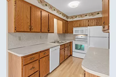 1349 Ashland Place, Cambridge, MN 55008 - Photo 8