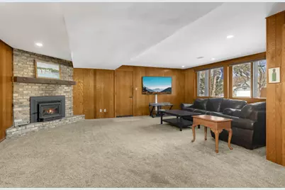 3 Oakview Court, Birchwood Village, MN 55110 - Photo 24