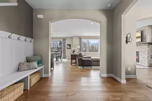 19719 Henning Ave, Lakeville, MN 55044 - Photo 4