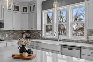 19719 Henning Ave, Lakeville, MN 55044 - Photo 18