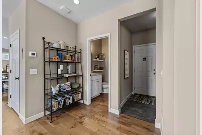 19719 Henning Avenue, Lakeville, MN 55044 - Photo 22