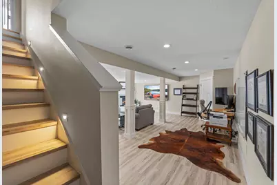 19719 Henning Avenue, Lakeville, MN 55044 - Photo 48