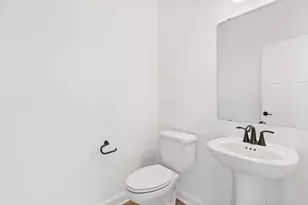 905 Milborne Ln NW, Rochester, MN 55901 - Photo 14