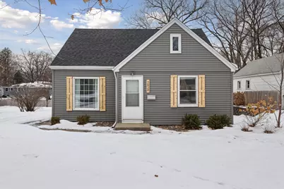 2820 Maryland Avenue S, Saint Louis Park, MN 55426 - Photo 2