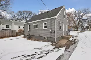 2820 Maryland Ave S, Saint Louis Park, MN 55426 - Photo 32