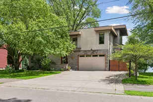 410 McCarrons Blvd N, Roseville, MN 55113 - Photo 4