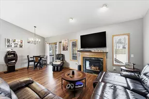 701 E Beaver St, Belle Plaine, MN 56011 - Photo 10