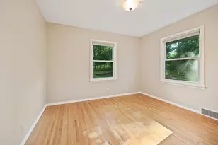 3200 Chase Dr, Hopkins, MN 55305 - Photo 32