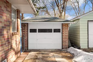 506 12th St NE, Austin, MN 55912 - Photo 4