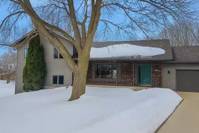 1401 4 1/2 Avenue N, Sauk Rapids, MN 56379 - Photo 1