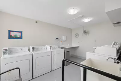 7600 Golden Valley Road #405, Golden Valley, MN 55427 - Photo 32