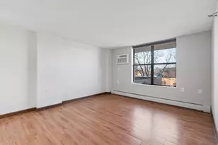 7600 Golden Valley Rd, Golden Valley, MN 55427 - Photo 12