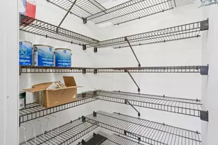 7600 Golden Valley Rd, Golden Valley, MN 55427 - Photo 20