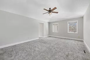 2199 Loyola Dr, Woodbury, MN 55125 - Photo 10