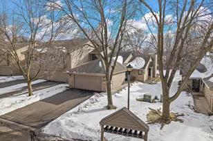 13129 Gemstone Ct, Apple Valley, MN 55124 - Photo 8