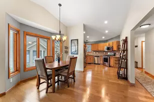 13129 Gemstone Ct, Apple Valley, MN 55124 - Photo 14