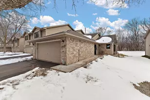 13129 Gemstone Ct, Apple Valley, MN 55124 - Photo 2