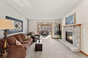 13129 Gemstone Ct, Apple Valley, MN 55124 - Photo 16