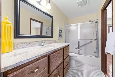 9145 Fox Run Circle, Eden Prairie, MN 55347 - Photo 18