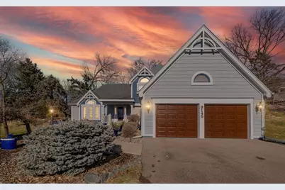 9145 Fox Run Circle, Eden Prairie, MN 55347 - Photo 1