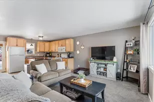 1218 10th Ave SE, Saint Cloud, MN 56304 - Photo 10