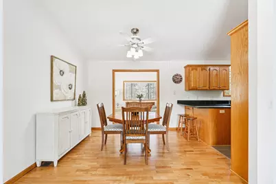 4404 E Viking Court, Wyoming, MN 55092 - Photo 14