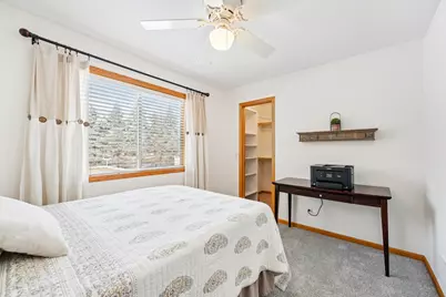 4404 E Viking Court, Wyoming, MN 55092 - Photo 18