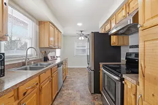 463 11th Ave NW, New Brighton, MN 55112 - Photo 12