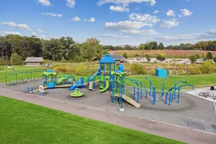 463 11th Ave NW, New Brighton, MN 55112 - Photo 10