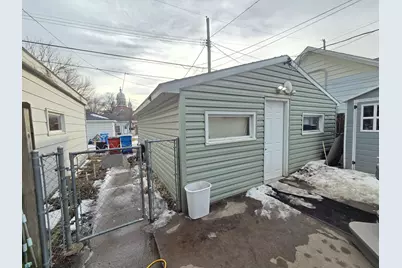 607 E 2nd Street, Winona, MN 55987 - Photo 12