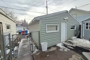 607 E 2nd St, Winona, MN 55987 - Photo 12