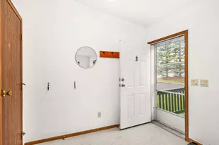 63 S Elder Dr, Duluth, MN 55810 - Photo 8