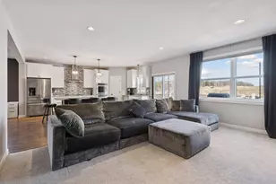 9041 River Rock Dr N, Chanhassen, MN 55317 - Photo 12