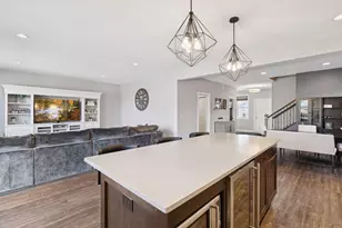 9041 River Rock Dr N, Chanhassen, MN 55317 - Photo 18