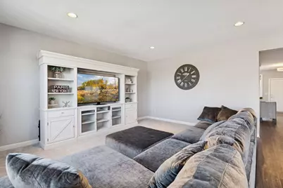 9041 River Rock Drive N, Chanhassen, MN 55317 - Photo 10