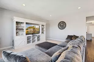 9041 River Rock Dr N, Chanhassen, MN 55317 - Photo 10