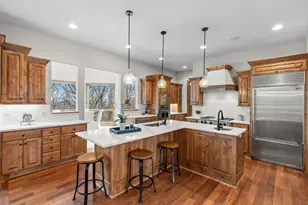 19043 Vogel Farm Trail, Eden Prairie, MN 55347 - Photo 8