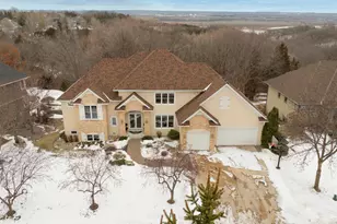 19043 Vogel Farm Trail, Eden Prairie, MN 55347 - Photo 2