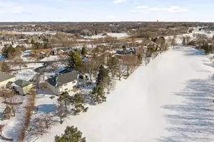 2065 Woodstone Ct, Victoria, MN 55386 - Photo 38