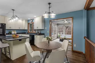 1752 Interlachen, Woodbury, MN 55125 - Photo 4